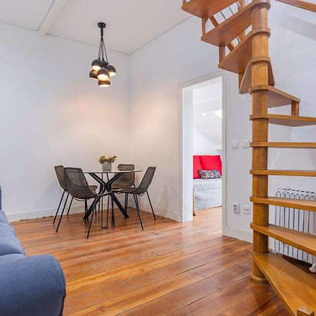 Alfama 2Bdr Duplex Apartment W/ Balcony By Lovelystay Lisboa Dış mekan fotoğraf