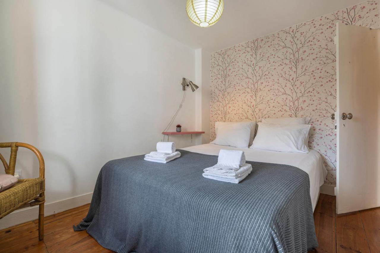 Alfama 2Bdr Duplex Apartment W/ Balcony By Lovelystay Lisboa Dış mekan fotoğraf