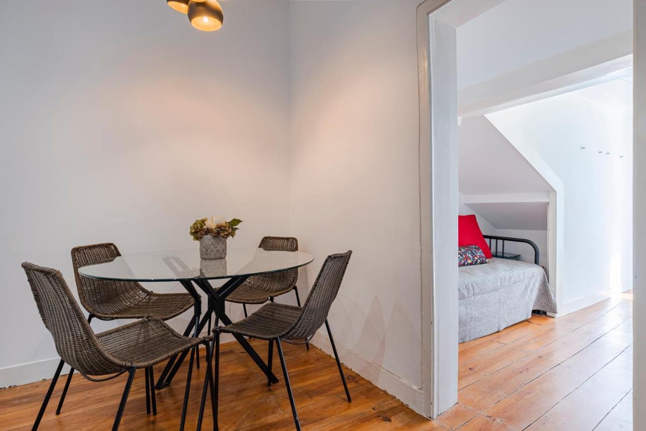 Alfama 2Bdr Duplex Apartment W/ Balcony By Lovelystay Lisboa Dış mekan fotoğraf