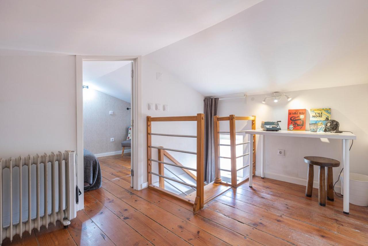 Alfama 2Bdr Duplex Apartment W/ Balcony By Lovelystay Lisboa Dış mekan fotoğraf